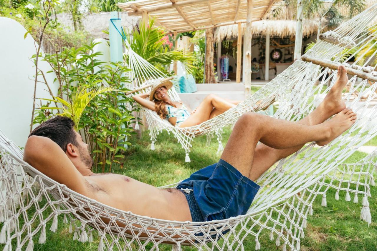 La Isla Bonita Gili Air Hotel Exterior foto